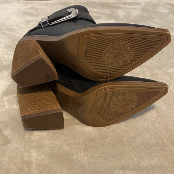 Vince Camaro Gidgey bootie - Picture 6 of 6